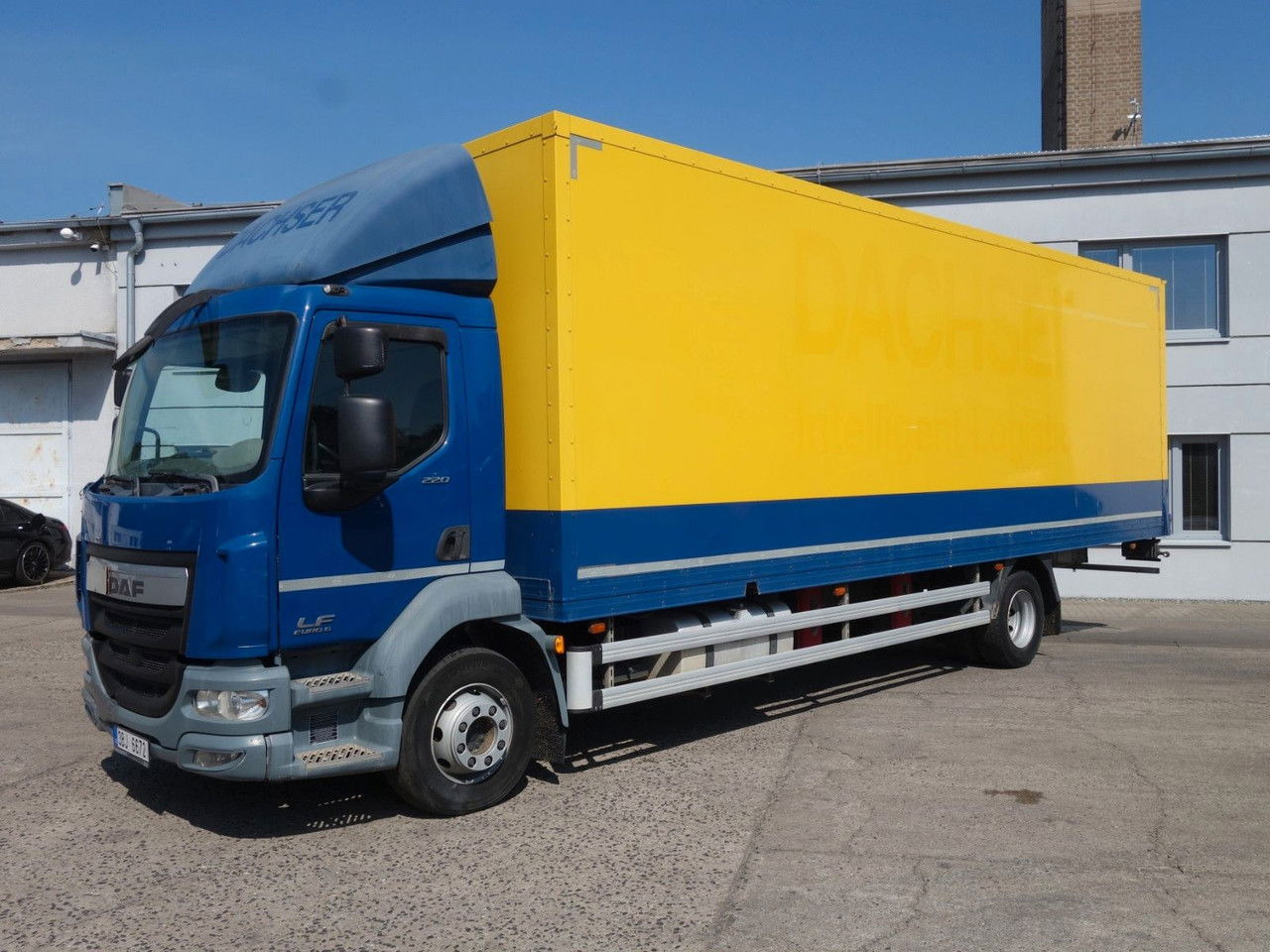 DAF LF 220 14 t - Autocarro furgonato: foto 2 DAF LF 220 14 t - Autocarro furgonato: foto 2