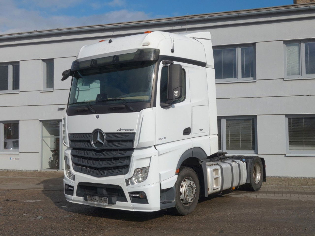 Mercedes-Benz Actros 1845 LS SD, Giga Space - Trattore stradale: foto 1 Mercedes-Benz Actros 1845 LS SD, Giga Space - Trattore stradale: foto 1