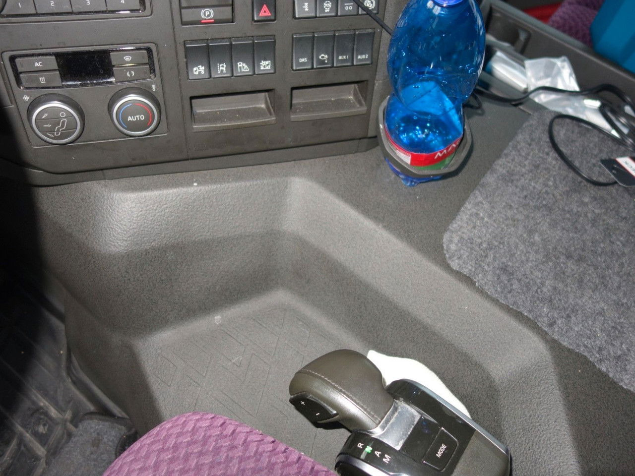 Camion bisarca Volvo FM 13 460 6x2 Kässbohrer Metago - Supertrans: foto 22