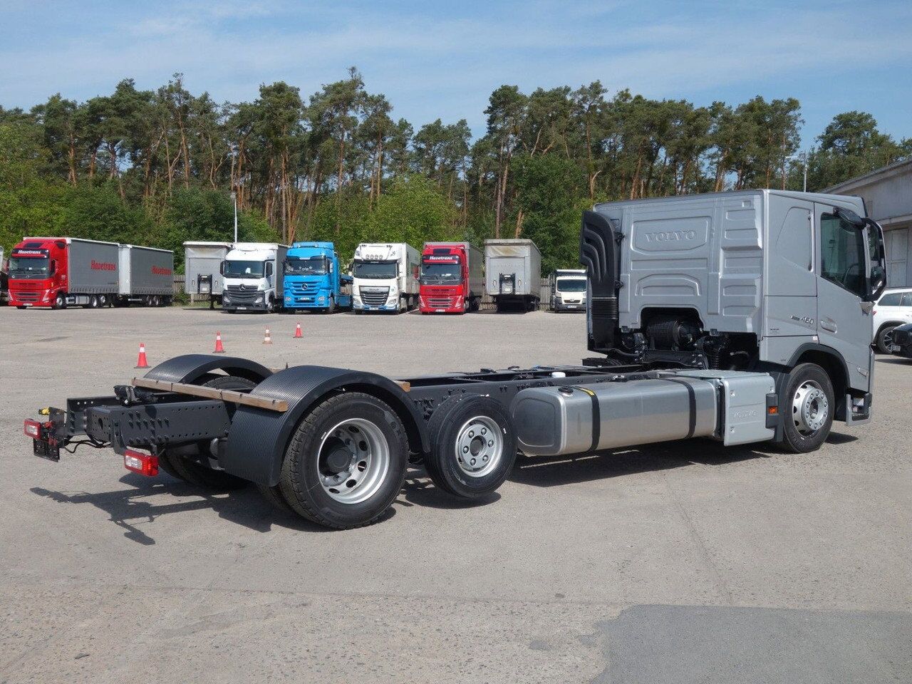 Volvo FM 460 FM13 6x2 Neue RTO , Kassbohrer, Rolfo, Rimo - Autocarro telaio: foto 4 Volvo FM 460 FM13 6x2 Neue RTO , Kassbohrer, Rolfo, Rimo - Autocarro telaio: foto 4