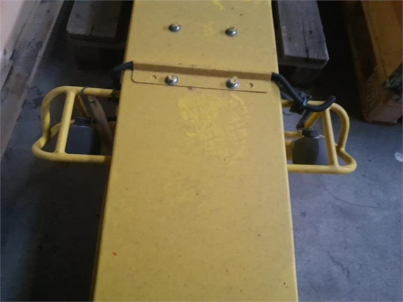 John Deere 8400 Tud - Macchina da fienagione: foto 3 John Deere 8400 Tud - Macchina da fienagione: foto 3