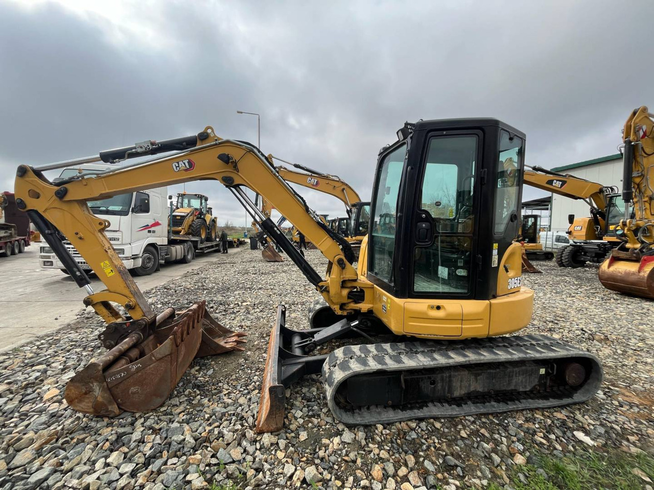 CAT 305.5E2CR - Escavatore cingolato: foto 4 CAT 305.5E2CR - Escavatore cingolato: foto 4