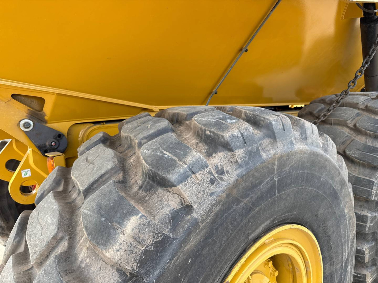 Dumper articolato CAT 730: foto 21