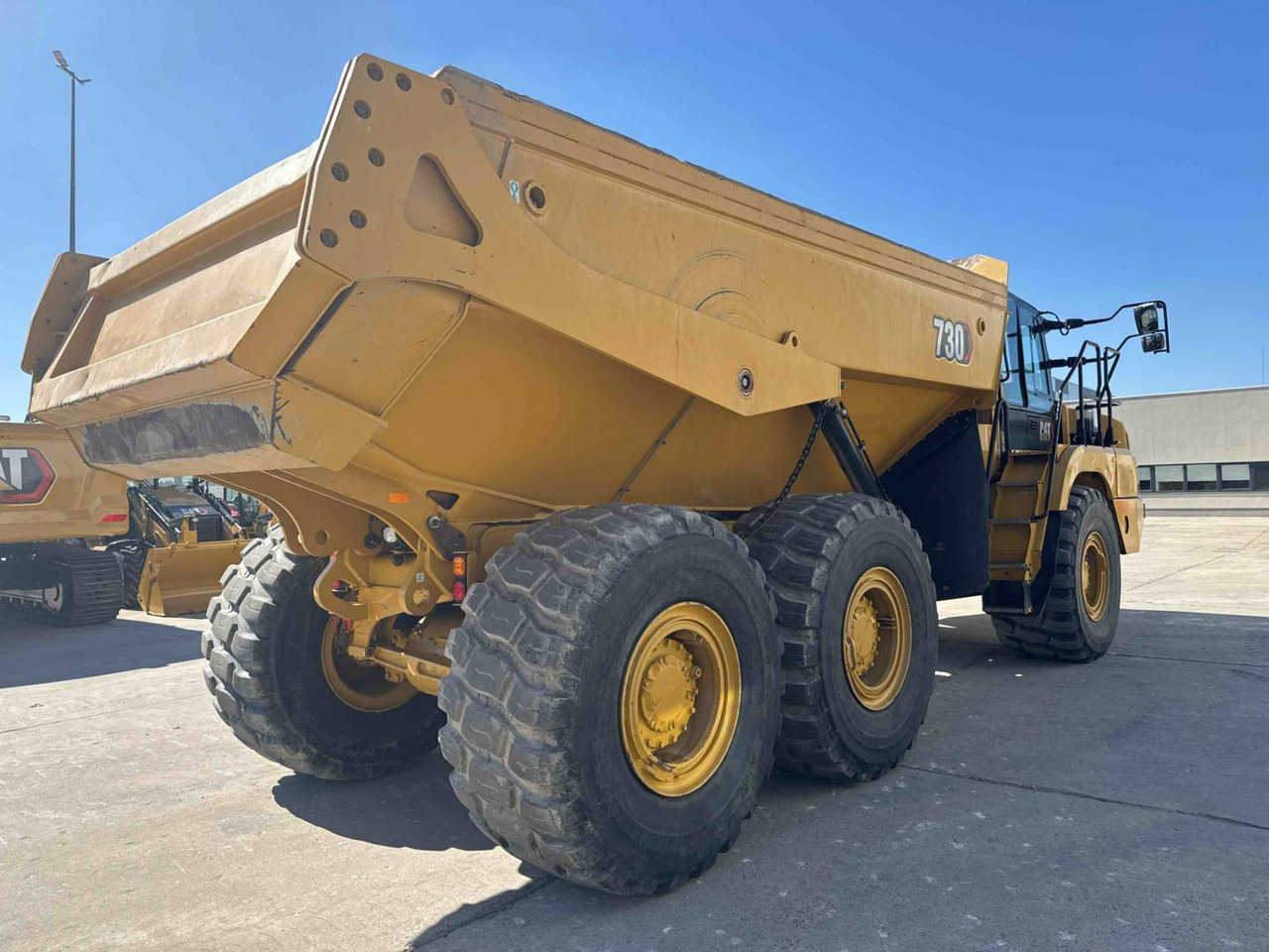 CAT 730 - Dumper articolato: foto 3 CAT 730 - Dumper articolato: foto 3
