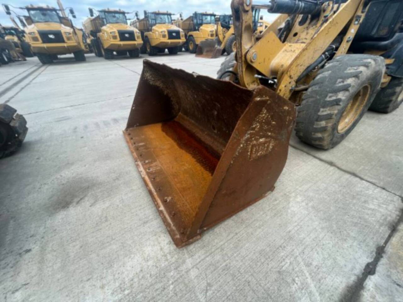 Pala gommata CAT 908M: foto 13