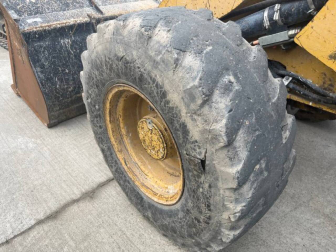 Pala gommata CAT 908M: foto 17