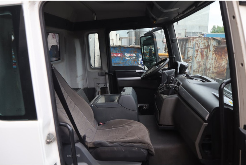 Cabina e interni per Camion MAN F99L17 TGS: foto 6 Cabina e interni per Camion MAN F99L17 TGS: foto 6