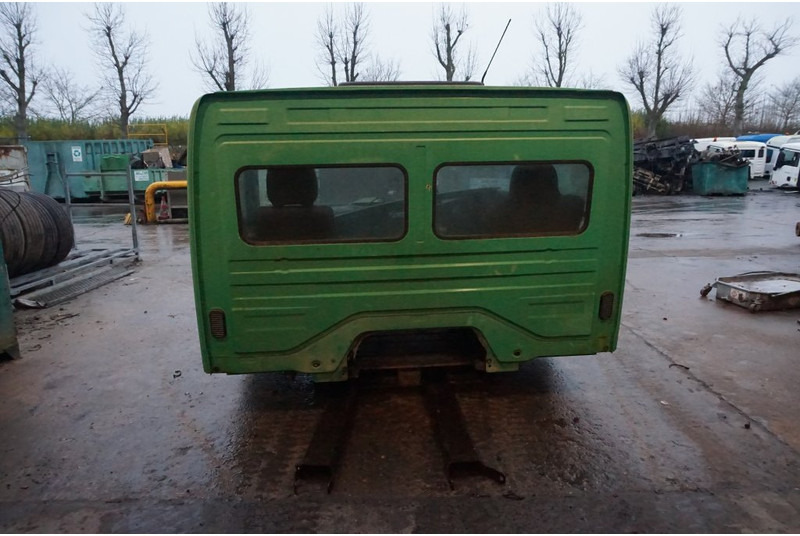 Mercedes-Benz ATEGO F07 KORT RECHTS STUUR 972 890 25 200671 - Cabina e interni per Camion: foto 4 Mercedes-Benz ATEGO F07 KORT RECHTS STUUR 972 890 25 200671 - Cabina e interni per Camion: foto 4