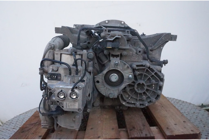 Mercedes-Benz G211-12KL MP4 + VOITH OM470 715 352 G1 951302 - Cambio per Camion: foto 4 Mercedes-Benz G211-12KL MP4 + VOITH OM470 715 352 G1 951302 - Cambio per Camion: foto 4