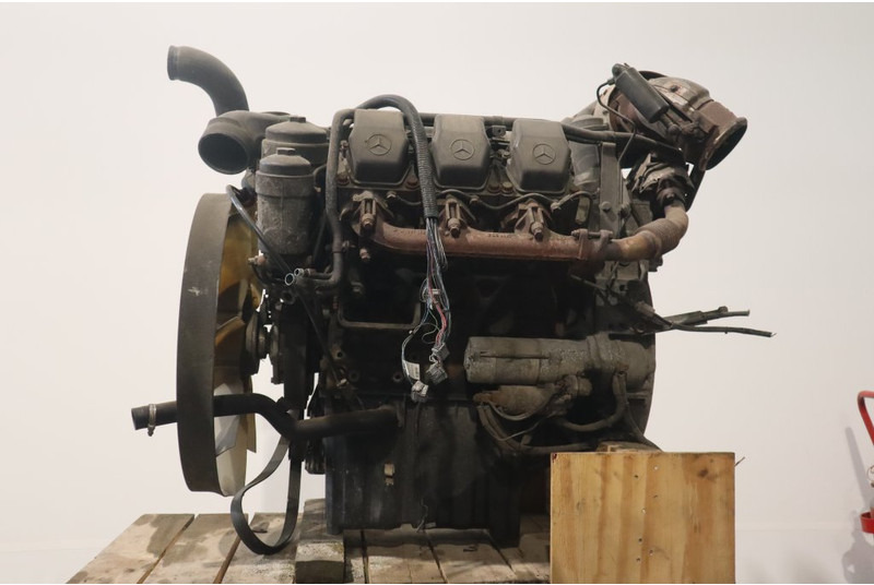 Mercedes-Benz OM501LA EURO3 410PS - Motore per Camion: foto 3 Mercedes-Benz OM501LA EURO3 410PS - Motore per Camion: foto 3