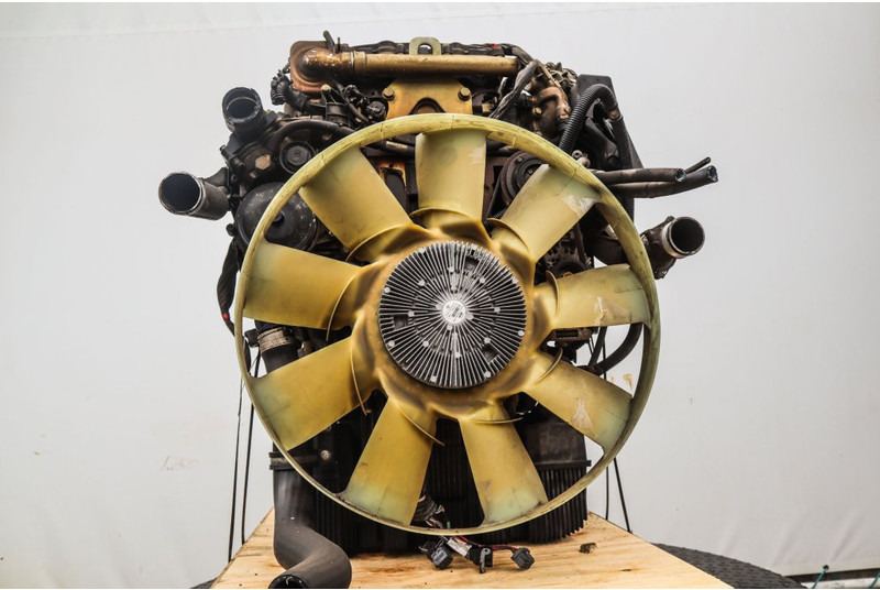 Mercedes-Benz OM934LA EURO6 210PS - Motore per Camion: foto 4 Mercedes-Benz OM934LA EURO6 210PS - Motore per Camion: foto 4