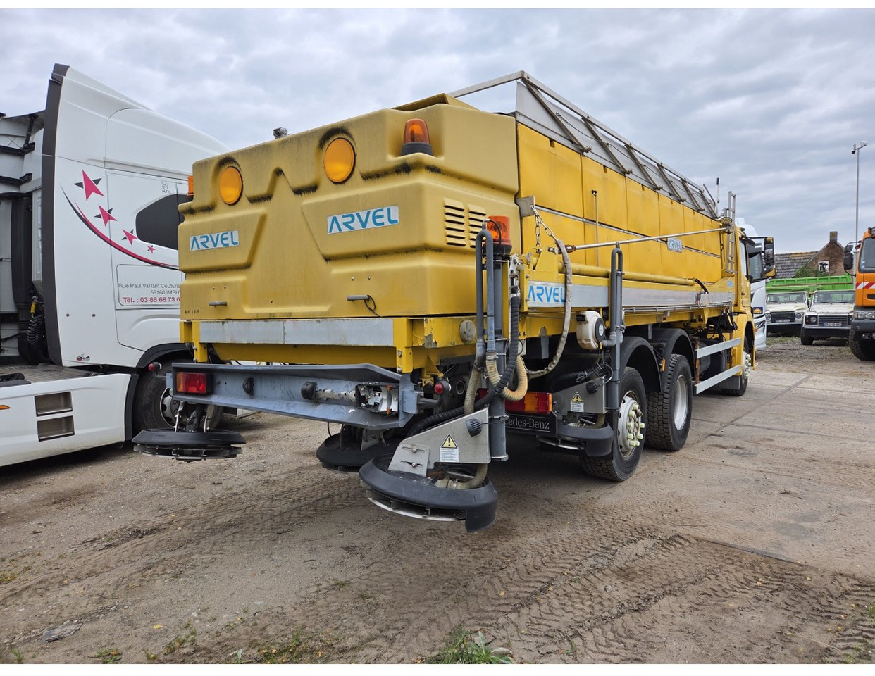 MERCEDES AXOR 2533 6X2 CHASSIS LOW MILEAGE - Autocarro telaio, Mezzo spazzaneve: foto 3 MERCEDES AXOR 2533 6X2 CHASSIS LOW MILEAGE - Autocarro telaio, Mezzo spazzaneve: foto 3