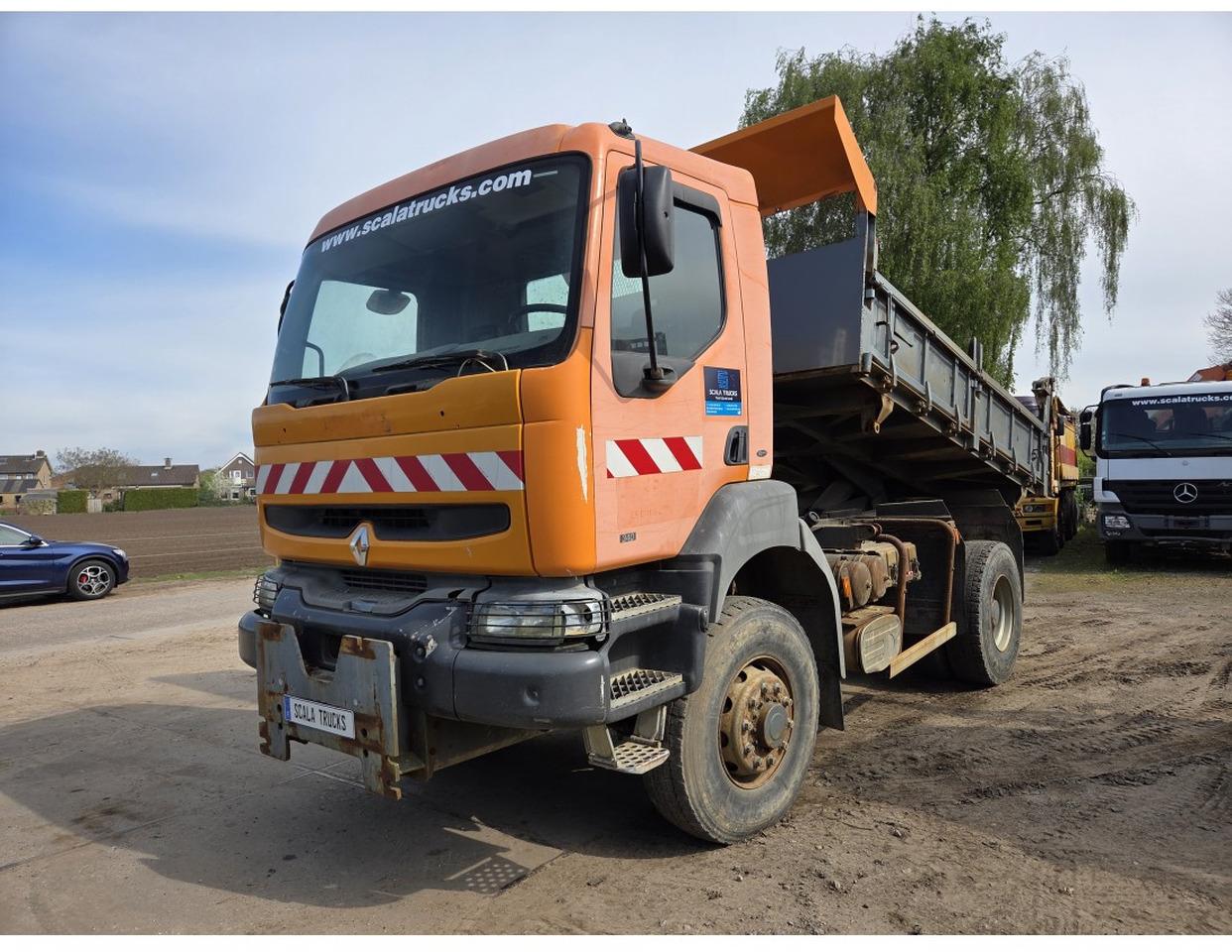 Renault Kerax 340 4x4 Tipper Manual Gearbox Mechanical pump Pompe Mecanique - Autocarro ribaltabile: foto 1 Renault Kerax 340 4x4 Tipper Manual Gearbox Mechanical pump Pompe Mecanique - Autocarro ribaltabile: foto 1