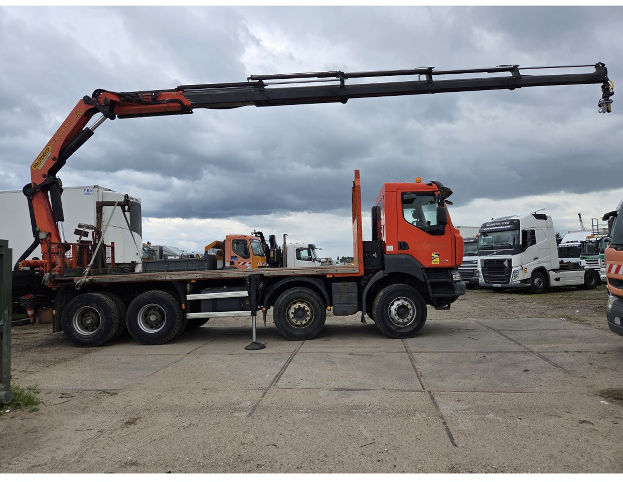 Renault Kerax 430 8X4 Flatbed Crane Palfinger PK26002EH 26 ton 5 Extensions *Retarder - Autocarro con pianale/ Cassone fisso, Camion con gru: foto 4 Renault Kerax 430 8X4 Flatbed Crane Palfinger PK26002EH 26 ton 5 Extensions *Retarder - Autocarro con pianale/ Cassone fisso, Camion con gru: foto 4
