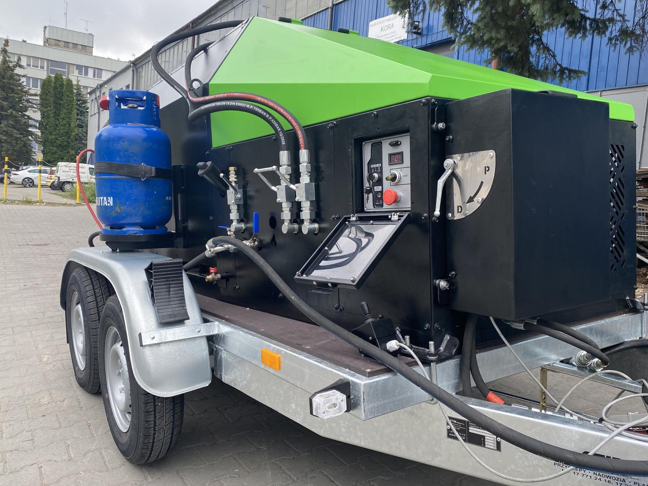 TICAB SelfPropelled Bitumen Emulsion Sprayer,1000L,Manufacturer - Spruzzatrice di emulsione bituminosa: foto 2 TICAB SelfPropelled Bitumen Emulsion Sprayer,1000L,Manufacturer - Spruzzatrice di emulsione bituminosa: foto 2