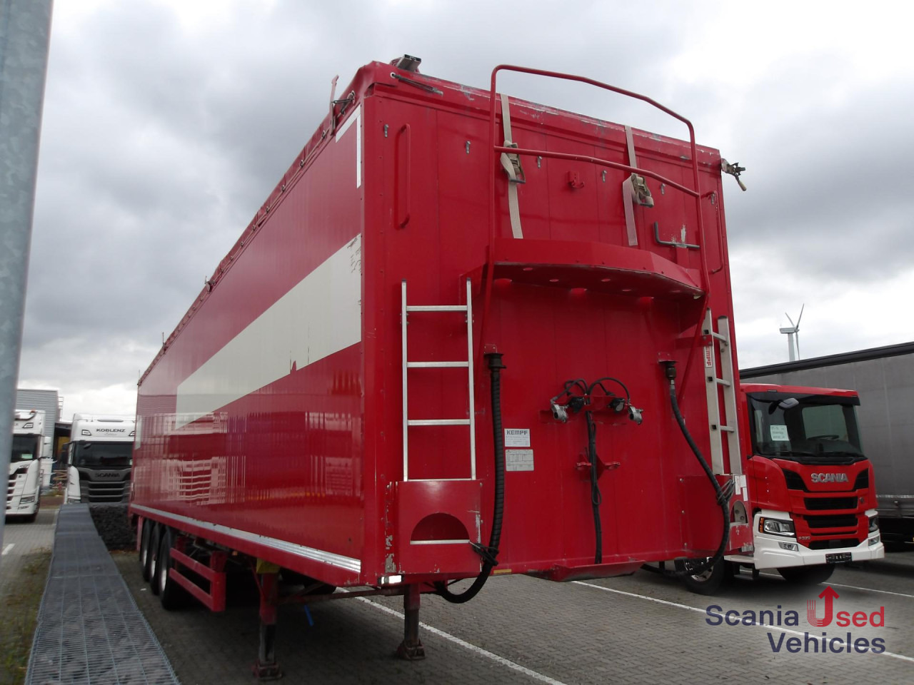 Leasing di KEMPF SP 35/3 - SCHUBBODEN - BPW - ALCOA - seitl. TÜR KEMPF SP 35/3 - SCHUBBODEN - BPW - ALCOA - seitl. TÜR: foto 8 Leasing di KEMPF SP 35/3 - SCHUBBODEN - BPW - ALCOA - seitl. TÜR KEMPF SP 35/3 - SCHUBBODEN - BPW - ALCOA - seitl. TÜR: foto 8