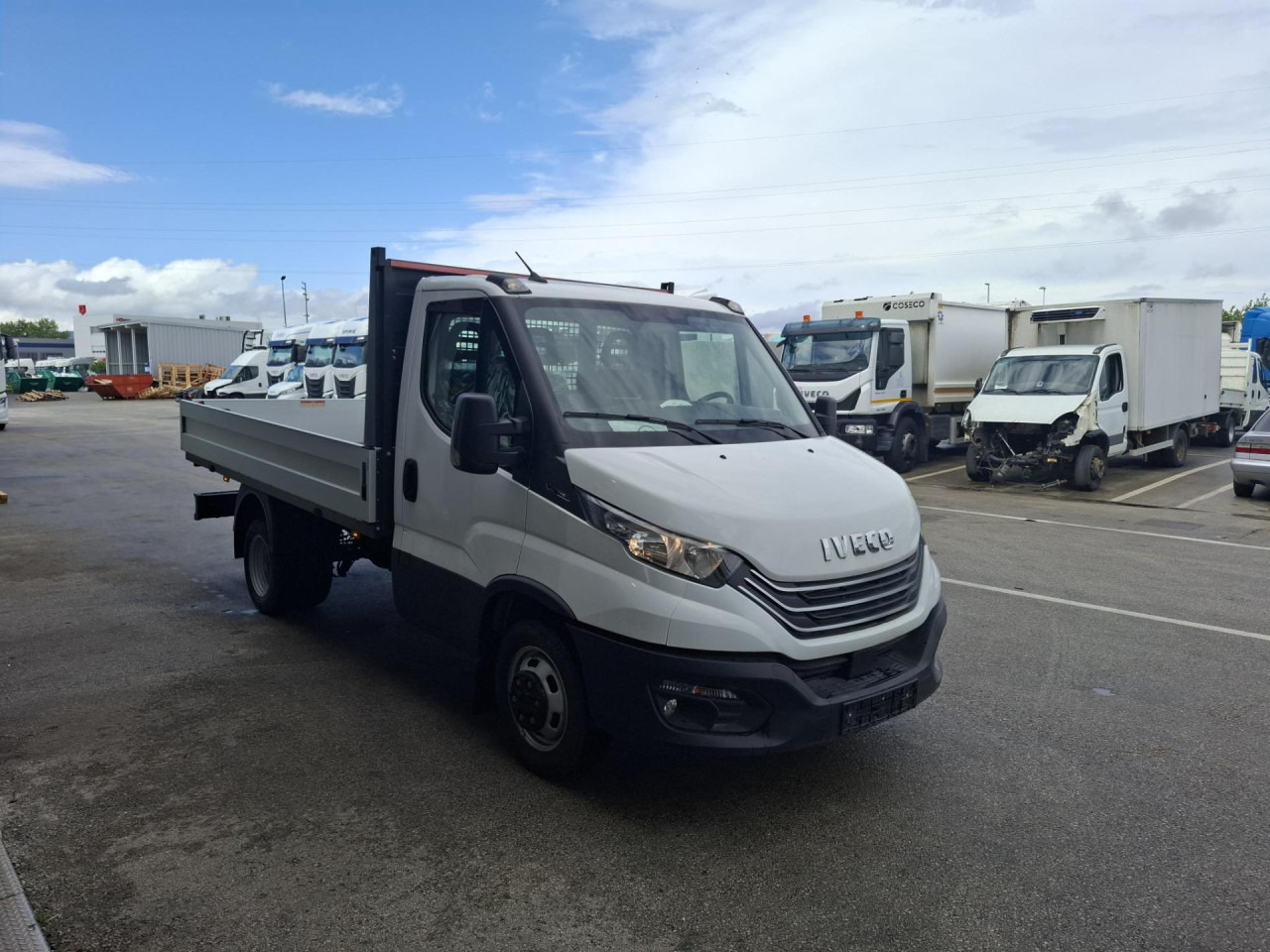 IVECO Daily 35C14 - Furgone chiuso: foto 2 IVECO Daily 35C14 - Furgone chiuso: foto 2
