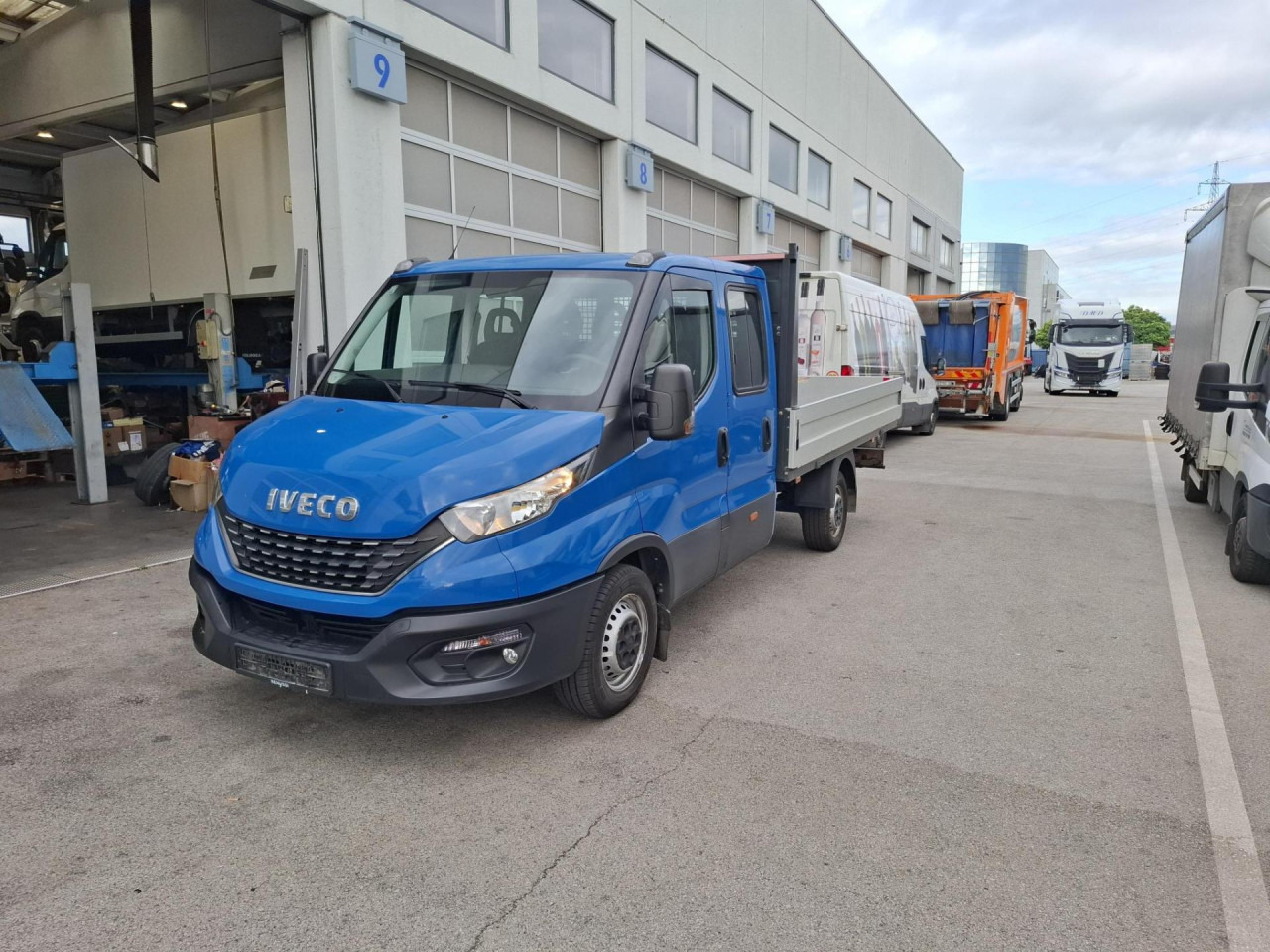 IVECO Daily 35S16A8 - Furgone chiuso, Furgone doppia cabina: foto 1 IVECO Daily 35S16A8 - Furgone chiuso, Furgone doppia cabina: foto 1