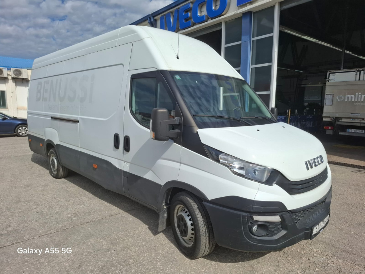 IVECO Daily 35S16V - Pulmino: foto 2 IVECO Daily 35S16V - Pulmino: foto 2