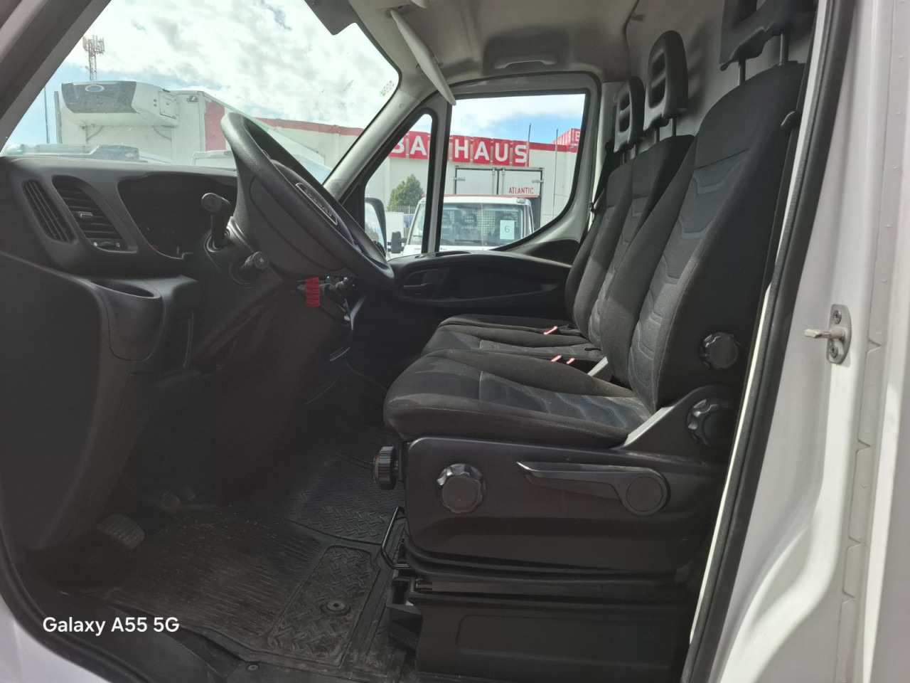 IVECO Daily 35S16V - Pulmino: foto 4 IVECO Daily 35S16V - Pulmino: foto 4