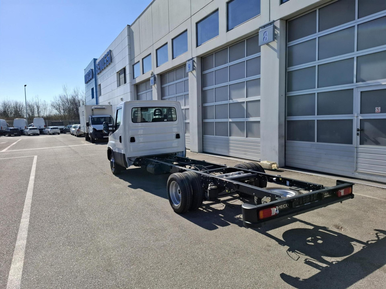 IVECO Daily 50C18H/P - Autocarro telaio: foto 4 IVECO Daily 50C18H/P - Autocarro telaio: foto 4