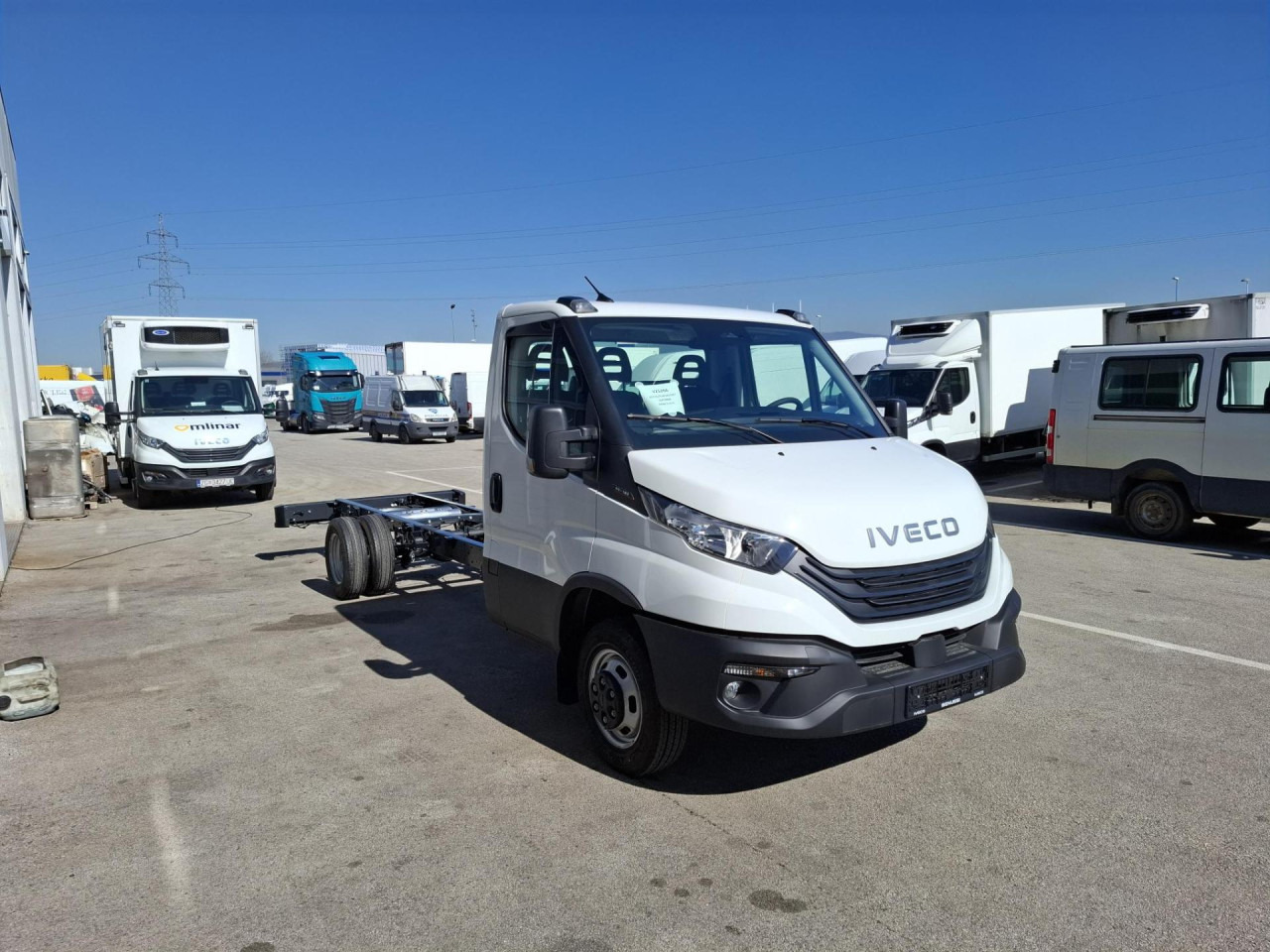 IVECO Daily 50C18H/P - Autocarro telaio: foto 2 IVECO Daily 50C18H/P - Autocarro telaio: foto 2