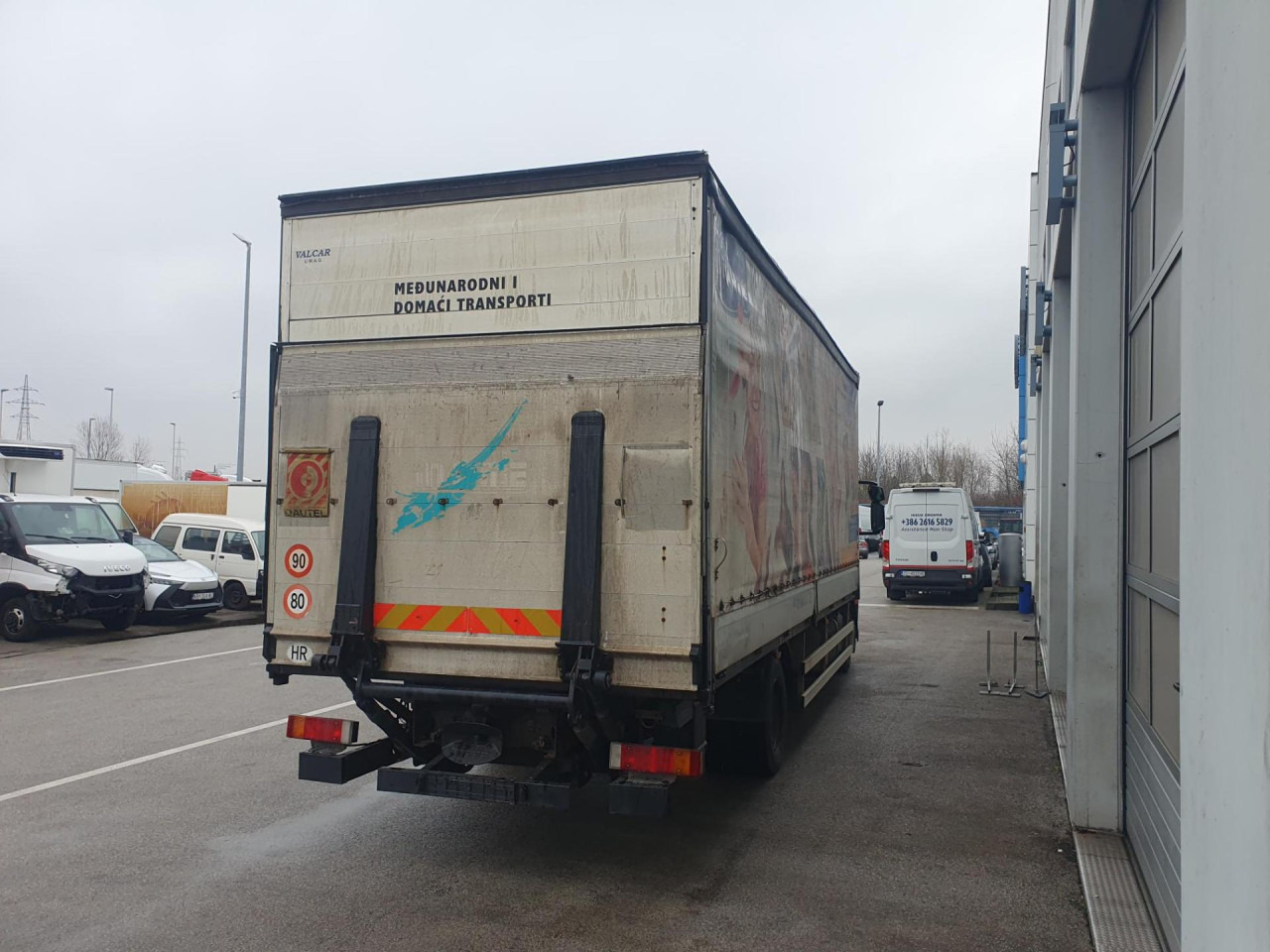 IVECO Eurocargo ML120E25 - Camion centinato: foto 4 IVECO Eurocargo ML120E25 - Camion centinato: foto 4