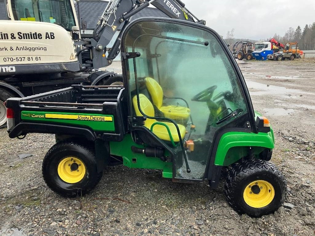 John Deere Gator 4x2, for parts - Quad: foto 4 John Deere Gator 4x2, for parts - Quad: foto 4