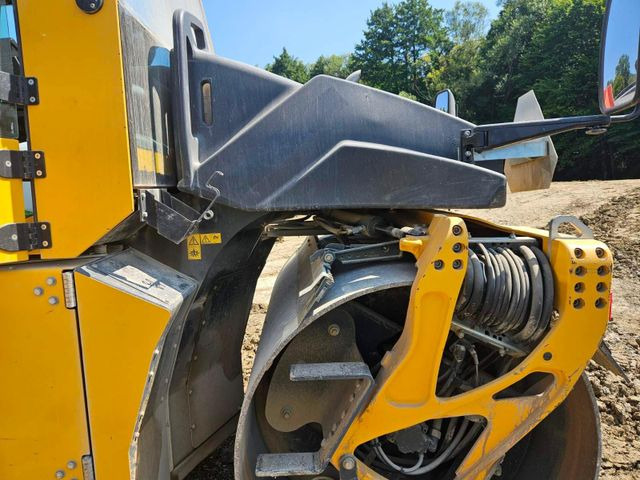 BOMAG BW 174 AP-4F AM, Tandem Roller BOMAG BW 174 AP-4F AM, Tandem Roller - Rullo stradale: foto 5 BOMAG BW 174 AP-4F AM, Tandem Roller BOMAG BW 174 AP-4F AM, Tandem Roller - Rullo stradale: foto 5
