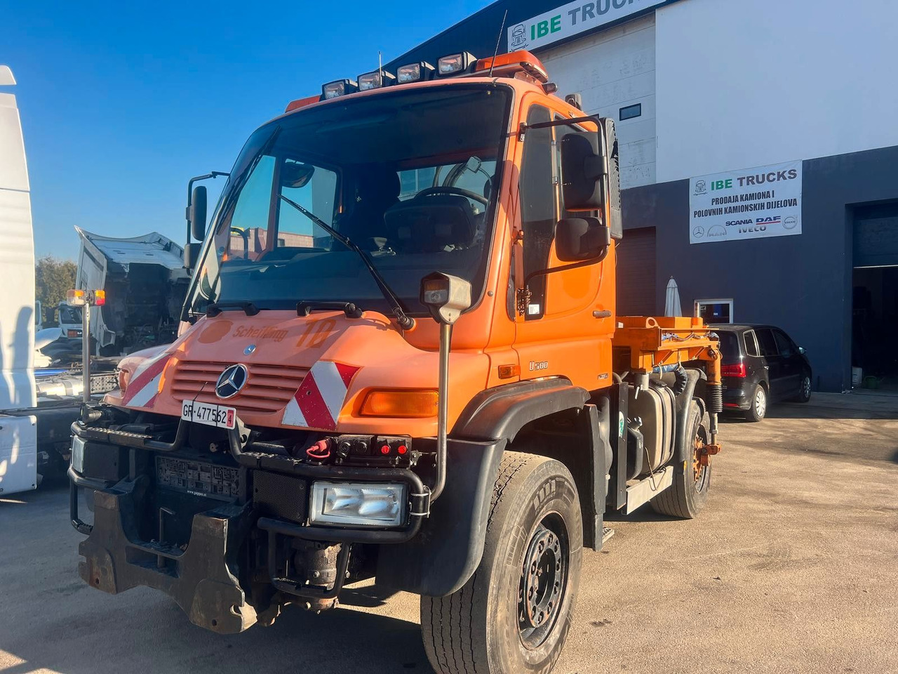 Unimog U500 4x4, Boeschungsmaehwerk Mulag - Camion: foto 2 Unimog U500 4x4, Boeschungsmaehwerk Mulag - Camion: foto 2