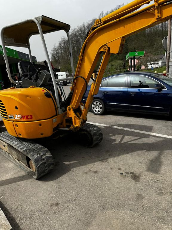 IHI 25VX3, 2.5ton, SWISS Machine IHI 25VX3, 2.5ton, SWISS Machine - Miniescavatore: foto 3 IHI 25VX3, 2.5ton, SWISS Machine IHI 25VX3, 2.5ton, SWISS Machine - Miniescavatore: foto 3