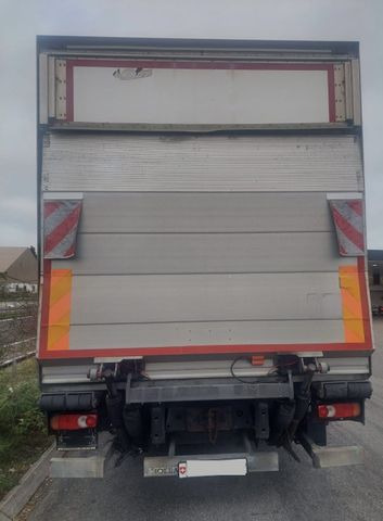 Iveco 140 E25 Eurocargo, E5, Carrier Supra 850 Iveco 140E25 Eurocargo, E5, Carrier Supra 850 - Autocarro frigorifero: foto 4 Iveco 140 E25 Eurocargo, E5, Carrier Supra 850 Iveco 140E25 Eurocargo, E5, Carrier Supra 850 - Autocarro frigorifero: foto 4