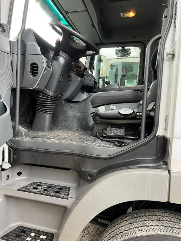 Mercedes-Benz Actros 1836 4x2, Carrier Supra 850U, Ladebordwan - Autocarro frigorifero: foto 3 Mercedes-Benz Actros 1836 4x2, Carrier Supra 850U, Ladebordwan - Autocarro frigorifero: foto 3