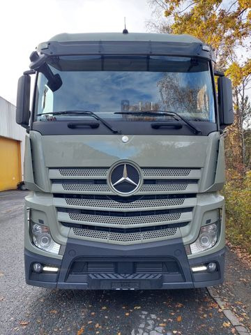 Mercedes-Benz Actros 2545 6x2, E6, Effer 265/6S Mercedes-Benz Actros 2545 6x2, E6, Effer 265/6S, 2x Stück - Camion con gru, Autocarro con pianale/ Cassone fisso: foto 4 Mercedes-Benz Actros 2545 6x2, E6, Effer 265/6S Mercedes-Benz Actros 2545 6x2, E6, Effer 265/6S, 2x Stück - Camion con gru, Autocarro con pianale/ Cassone fisso: foto 4