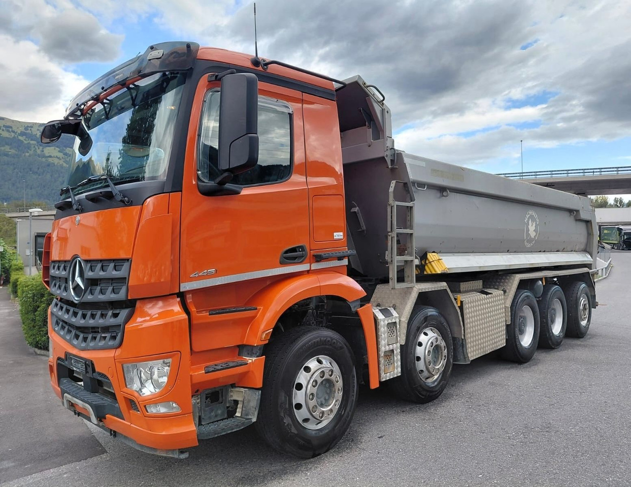 Mercedes-Benz Arocs 4451 10x4, E6, Meiller Dumper, Retarder - Autocarro ribaltabile: foto 1 Mercedes-Benz Arocs 4451 10x4, E6, Meiller Dumper, Retarder - Autocarro ribaltabile: foto 1