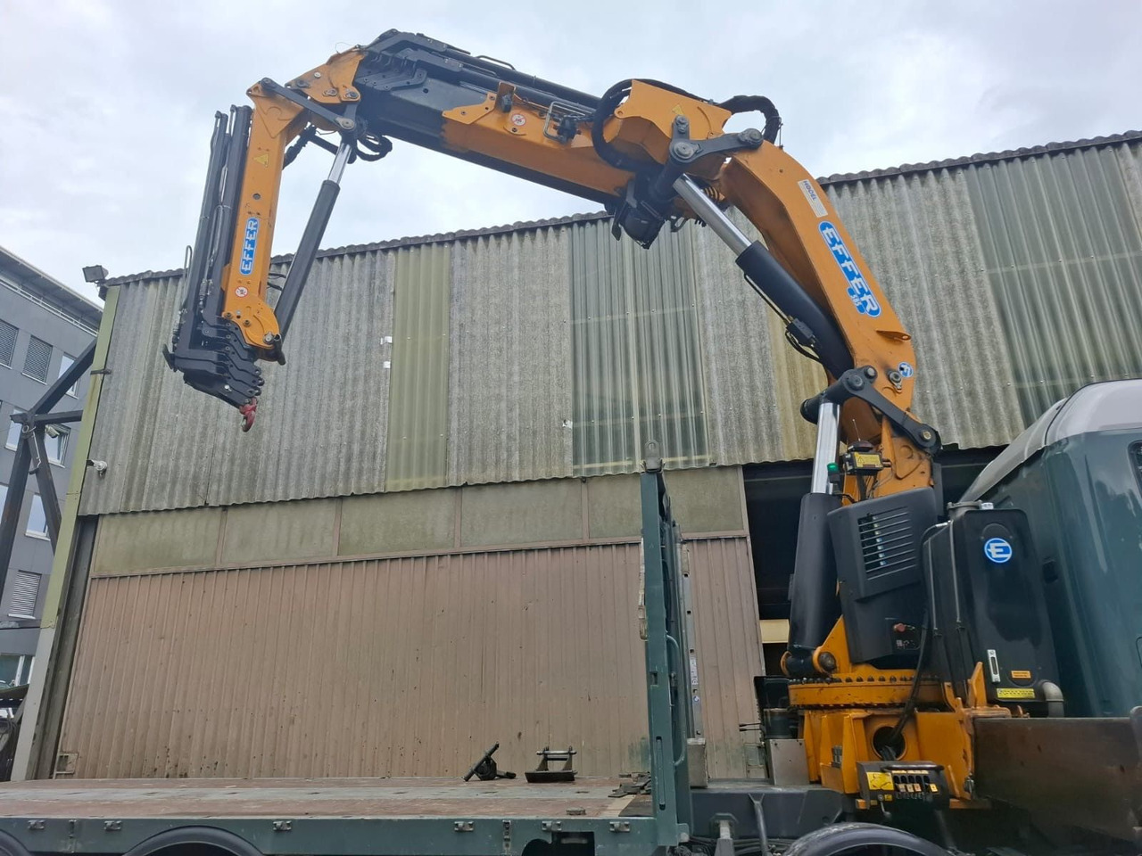 Scania R500 V8 8x2, E5, Effer 585 6S + Flyjib + winch - Camion con gru: foto 5 Scania R500 V8 8x2, E5, Effer 585 6S + Flyjib + winch - Camion con gru: foto 5