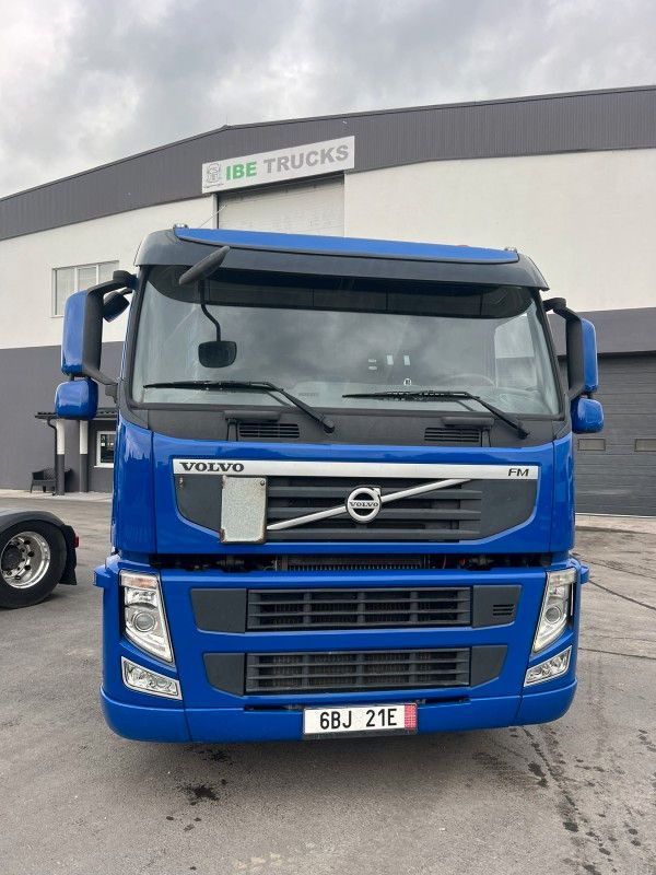 Volvo FM 460 6x2, E5, L:7200mm - Autocarro con pianale/ Cassone fisso: foto 2 Volvo FM 460 6x2, E5, L:7200mm - Autocarro con pianale/ Cassone fisso: foto 2