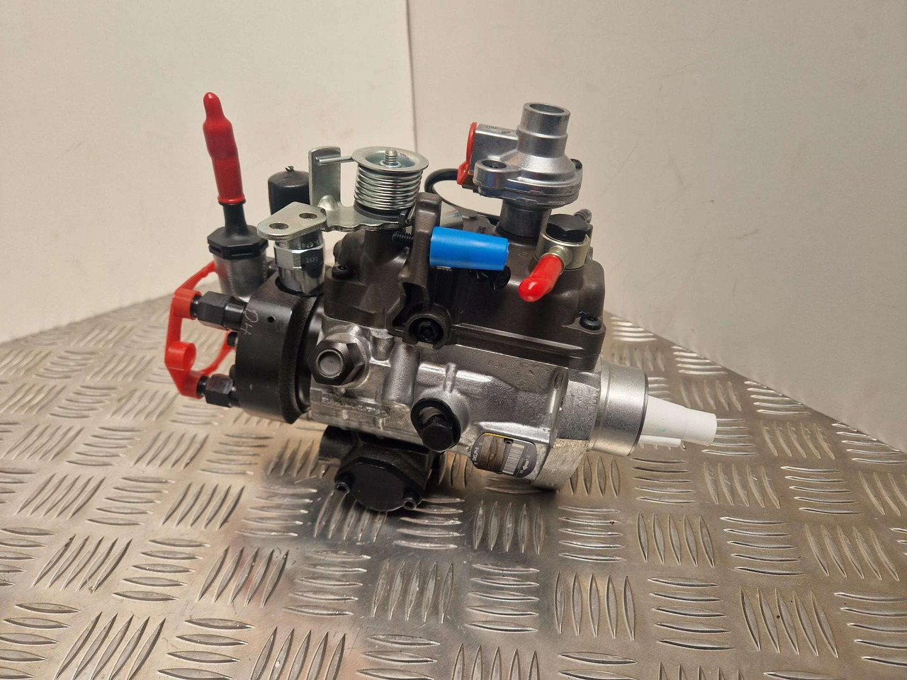 320/06935 24v 63kw Injection pump 9520A294H Delphi - Motore e ricambi per Macchina da cantiere: foto 1 320/06935 24v 63kw Injection pump 9520A294H Delphi - Motore e ricambi per Macchina da cantiere: foto 1