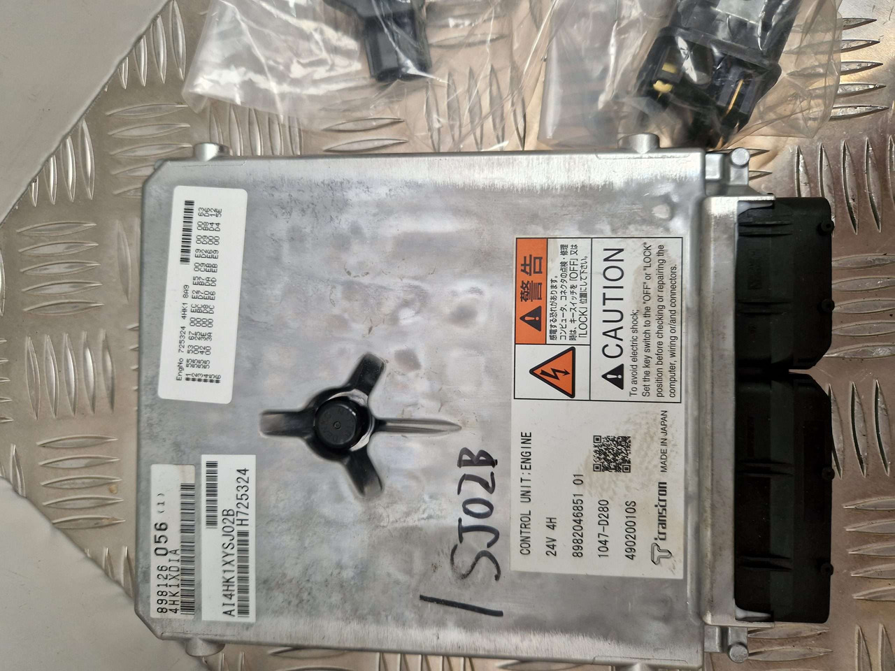 ISUZU ECU 4HK1 XYSJ02B 24V H725324 - Motore e ricambi per Macchina da cantiere: foto 3 ISUZU ECU 4HK1 XYSJ02B 24V H725324 - Motore e ricambi per Macchina da cantiere: foto 3