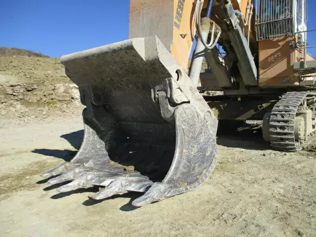 2013 Liebherr R 974 C Hochlöffel - Escavatore cingolato: foto 5 2013 Liebherr R 974 C Hochlöffel - Escavatore cingolato: foto 5