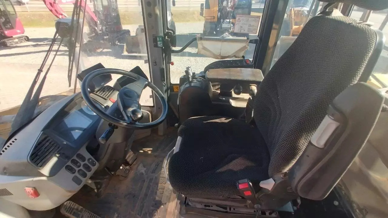 2018 Komatsu WA 470-8 - Pala gommata: foto 5 2018 Komatsu WA 470-8 - Pala gommata: foto 5