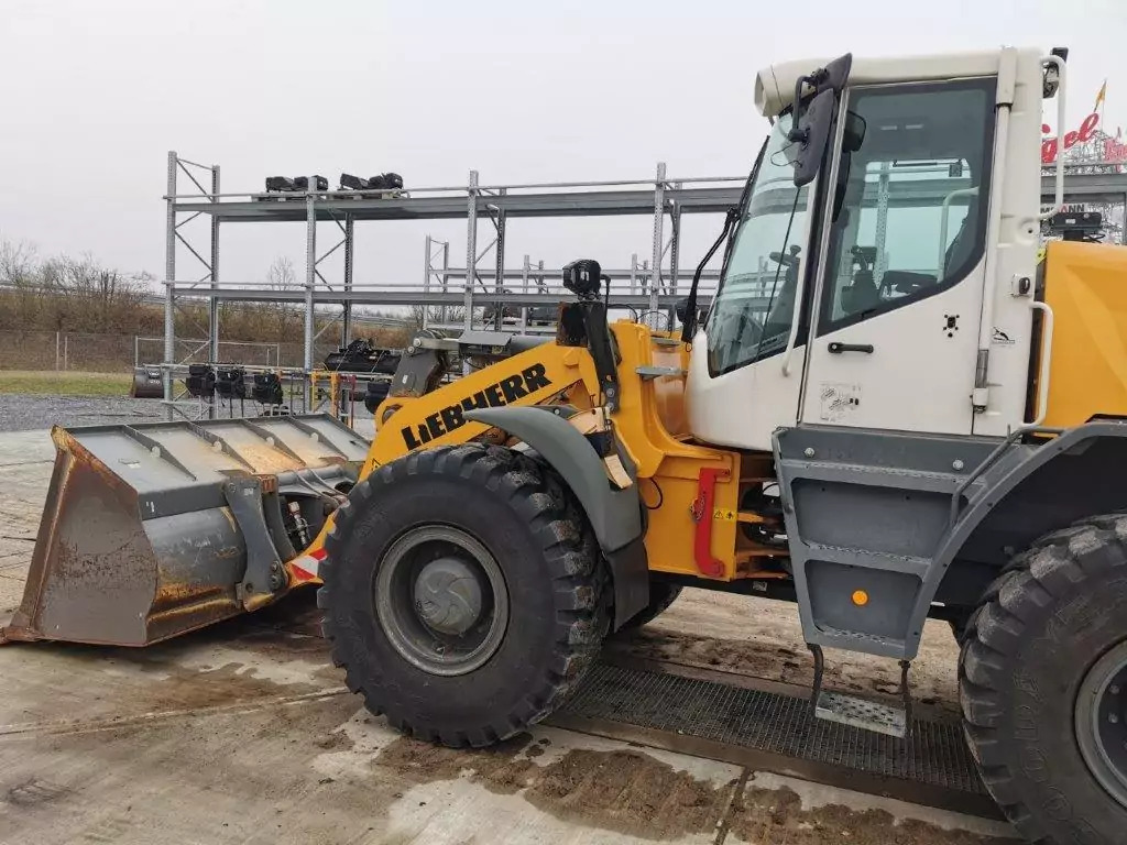 2018 Liebherr L 546 - Pala gommata: foto 1 2018 Liebherr L 546 - Pala gommata: foto 1