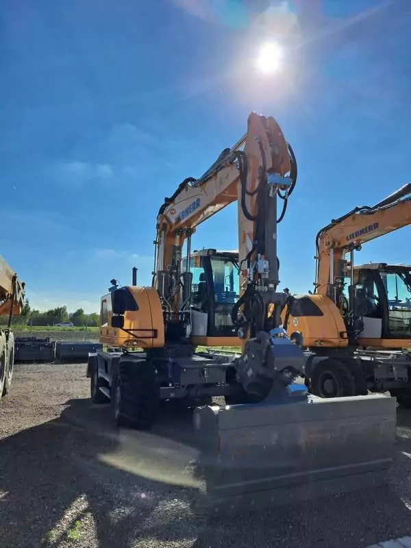 2025 Liebherr A 918 Compact G6.0-D Litronic - Escavatore gommato: foto 2 2025 Liebherr A 918 Compact G6.0-D Litronic - Escavatore gommato: foto 2