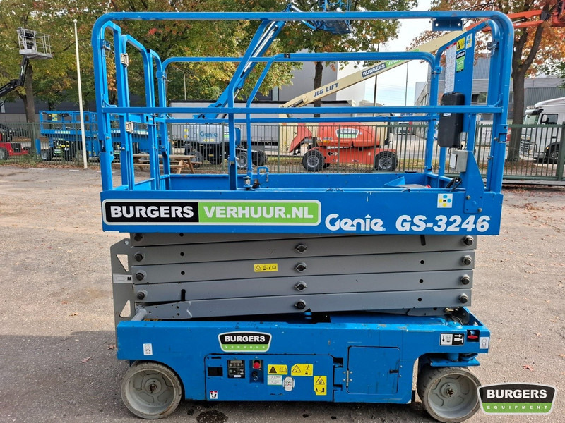 Genie GS3246 Nieuwe accus + lader - Piattaforma a pantografo: foto 5 Genie GS3246 Nieuwe accus + lader - Piattaforma a pantografo: foto 5