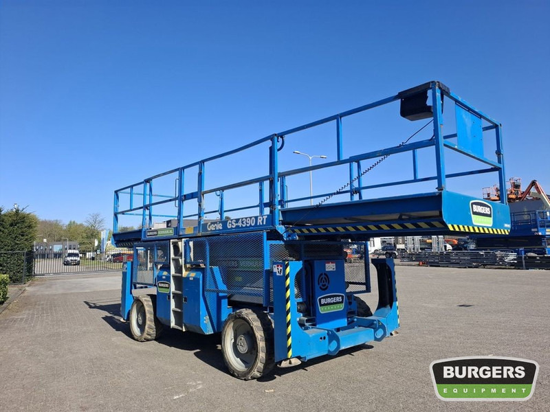 Genie GS4390 RT - Piattaforma a pantografo: foto 2 Genie GS4390 RT - Piattaforma a pantografo: foto 2