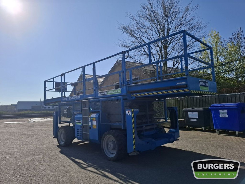 Genie GS4390 RT - Piattaforma a pantografo: foto 4 Genie GS4390 RT - Piattaforma a pantografo: foto 4