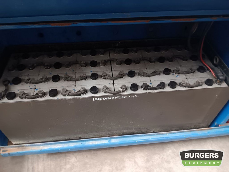 Piattaforma a pantografo HOLLANDLIFT Q-135EL24: foto 7