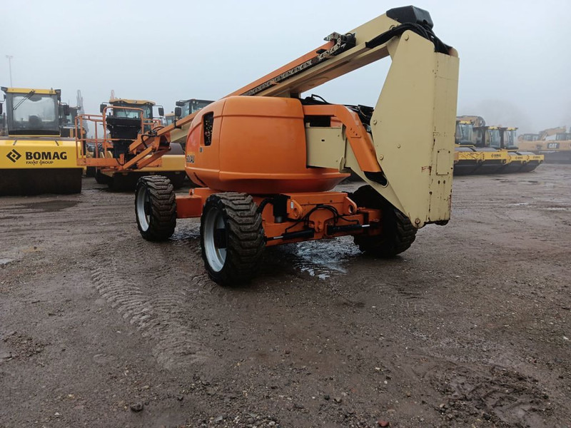 JLG 600AJ - Piattaforma articolata: foto 2 JLG 600AJ - Piattaforma articolata: foto 2