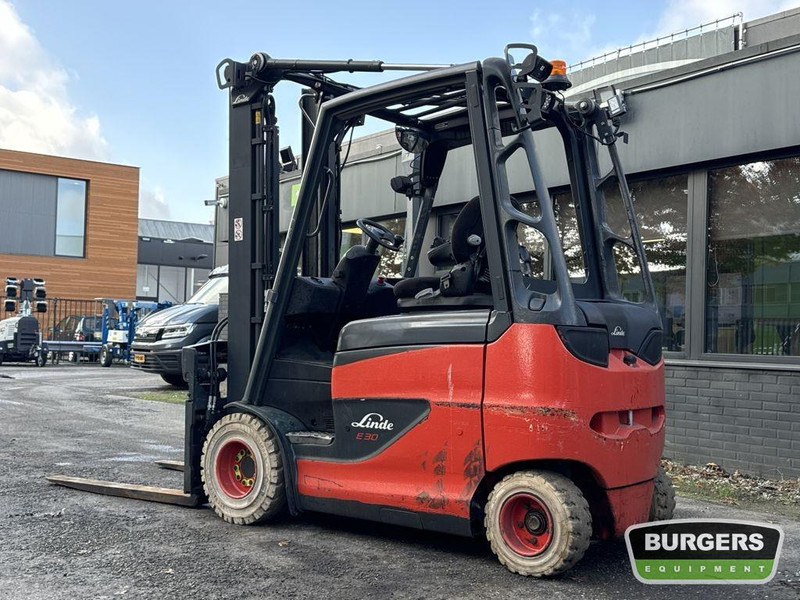 Linde E30H-01 600 - Carrello elevatore elettrico: foto 2 Linde E30H-01 600 - Carrello elevatore elettrico: foto 2