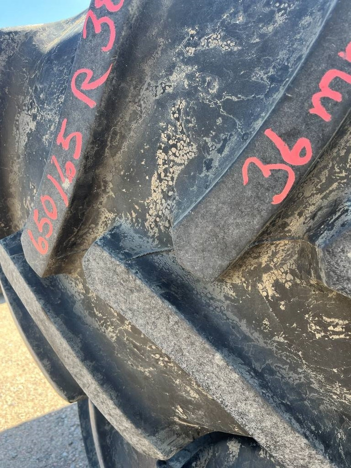 Pneumatico per Macchina agricola Alliance 650/65R38 600/60R28 till JD 6155 M: foto 6